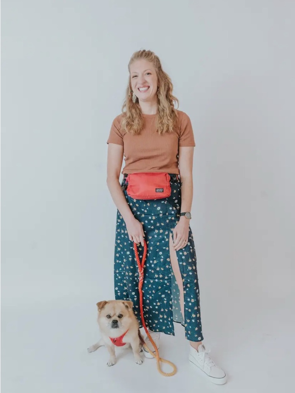 Red Hands-Free Dog Treat Pouch with Zip Pocket - Pet Accessory